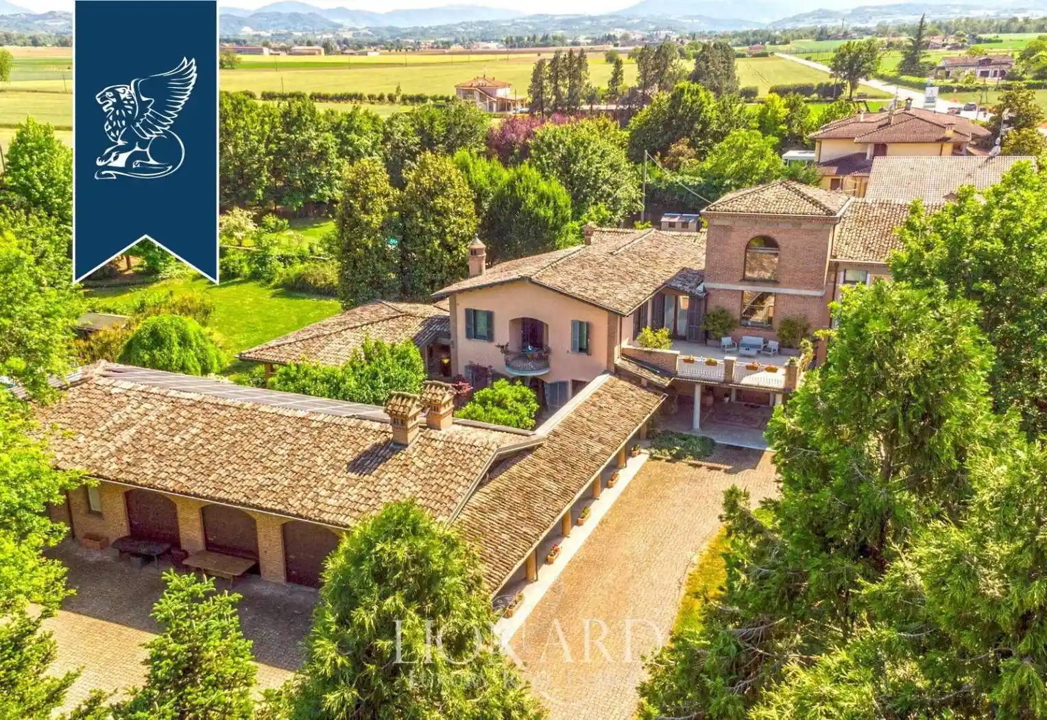 Villa in vendita a Carpaneto Piacentino