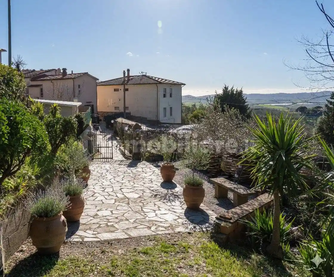 Appartamento in vendita a Santa Luce