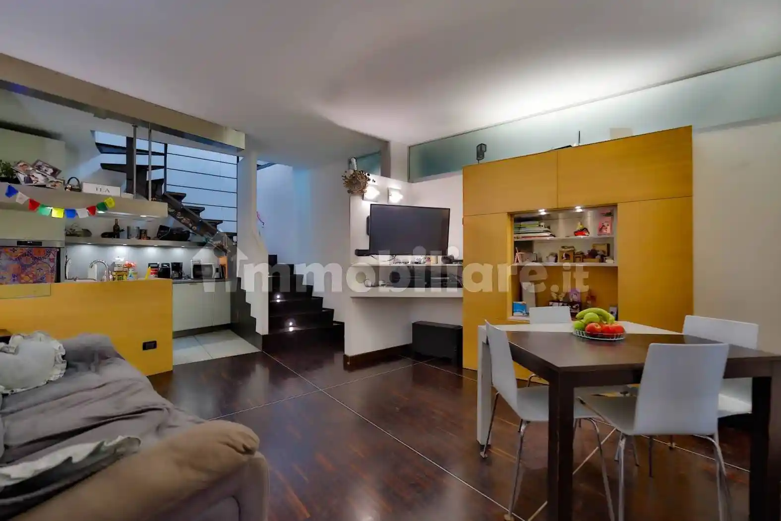 Appartamento in vendita a Lomagna