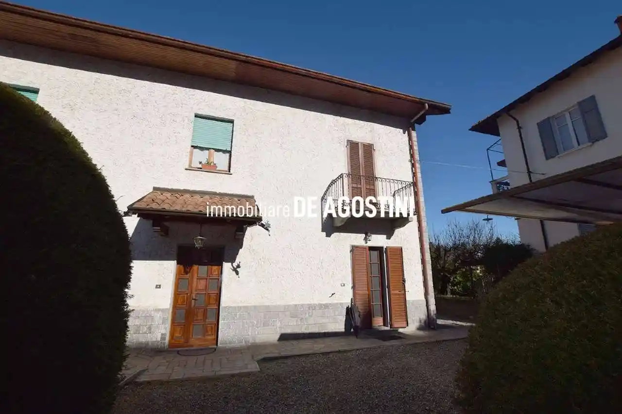 Appartamento in vendita a Arona