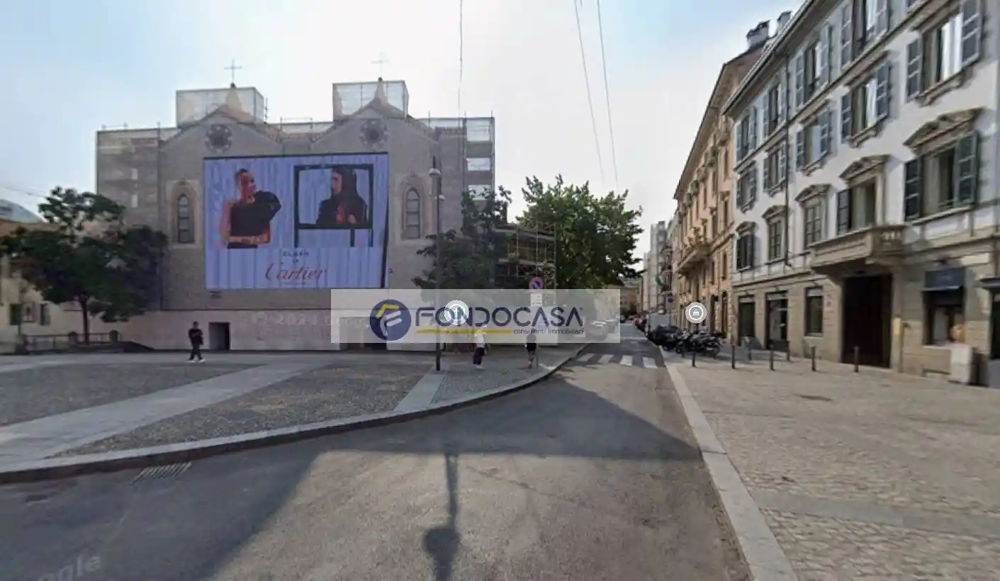 Palazzo - Edificio in vendita a Milano