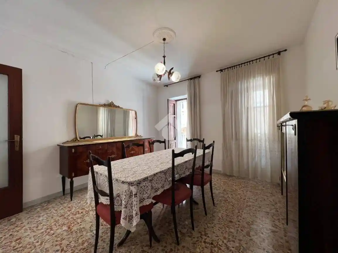 Casa indipendente in vendita a Lamezia Terme