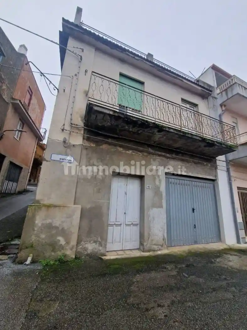 Appartamento in vendita a Gualtieri Sicaminò