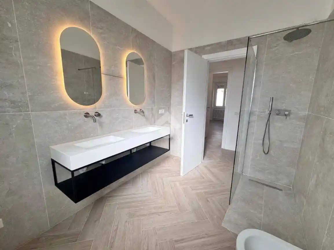 Appartamento in vendita a Seregno