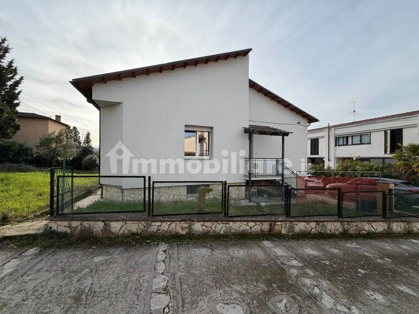 Casa indipendente in vendita a Terni