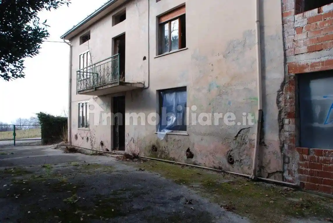 Villa in vendita a Carrè