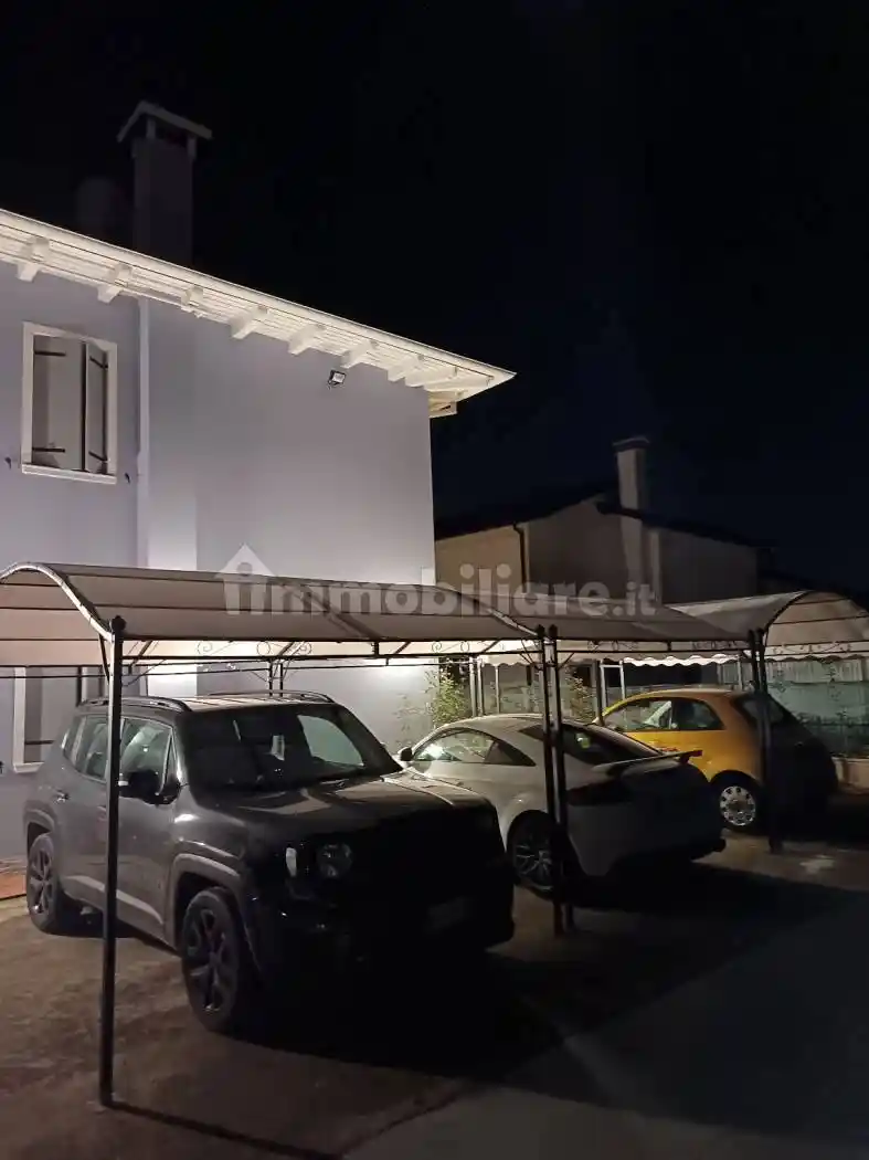 Villetta a schiera in vendita a Campolongo Maggiore