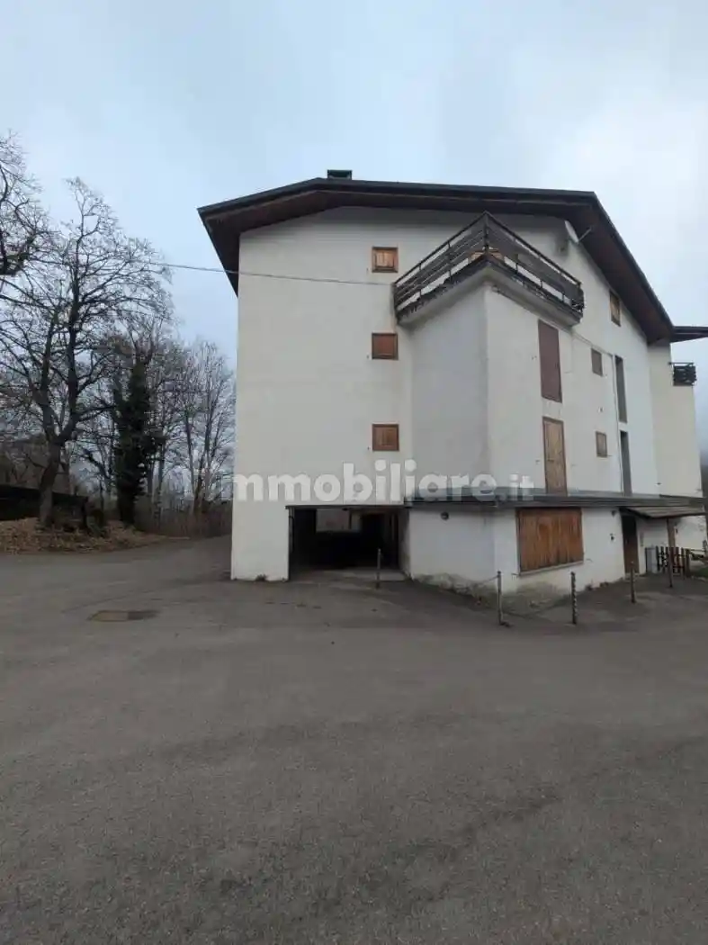 Appartamento in vendita a Fiumalbo