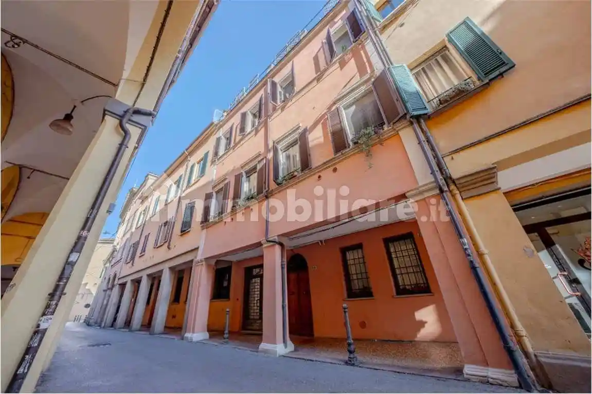 Appartamento in vendita a Bologna