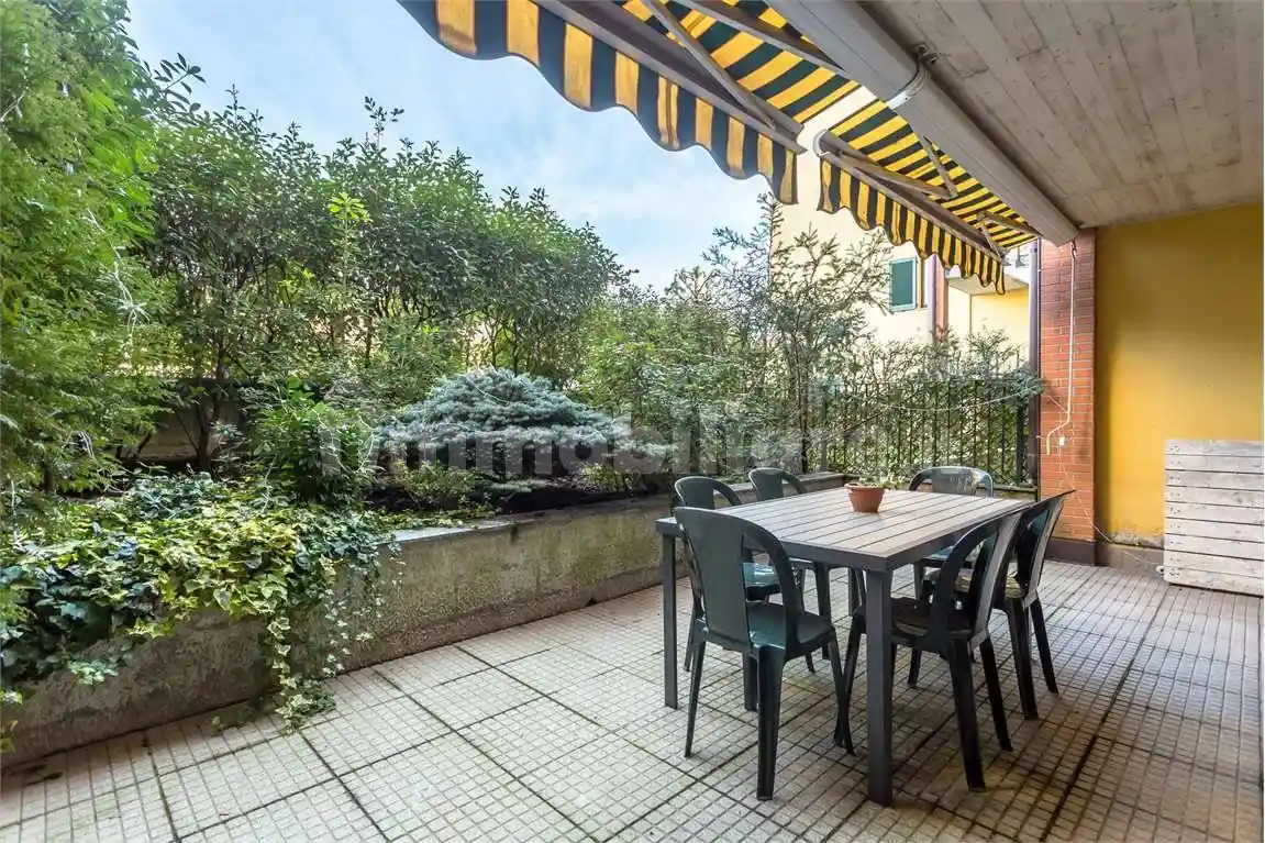 Appartamento in vendita a Villasanta