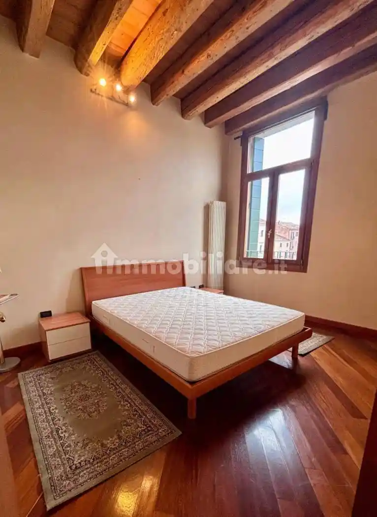 Appartamento in affitto a Este