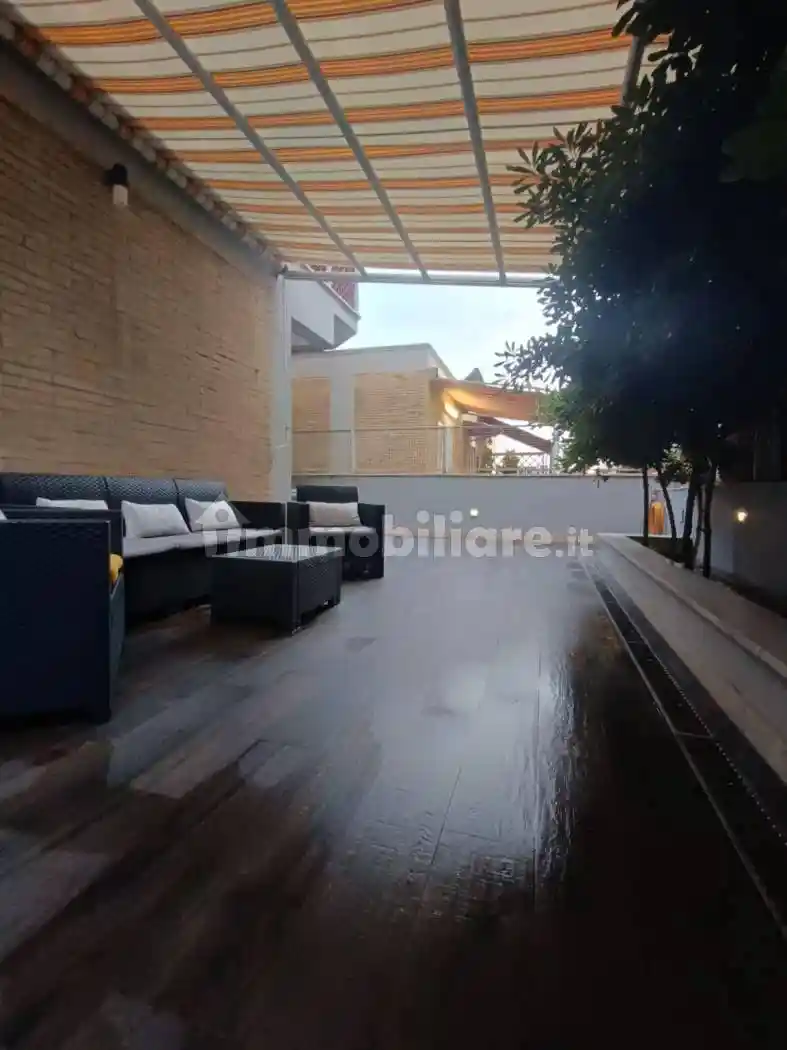 Appartamento in affitto a Pomezia