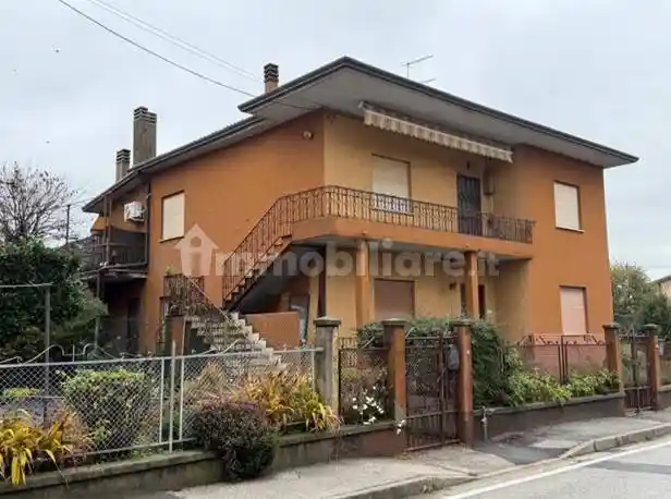 Casa indipendente in vendita a Vicenza