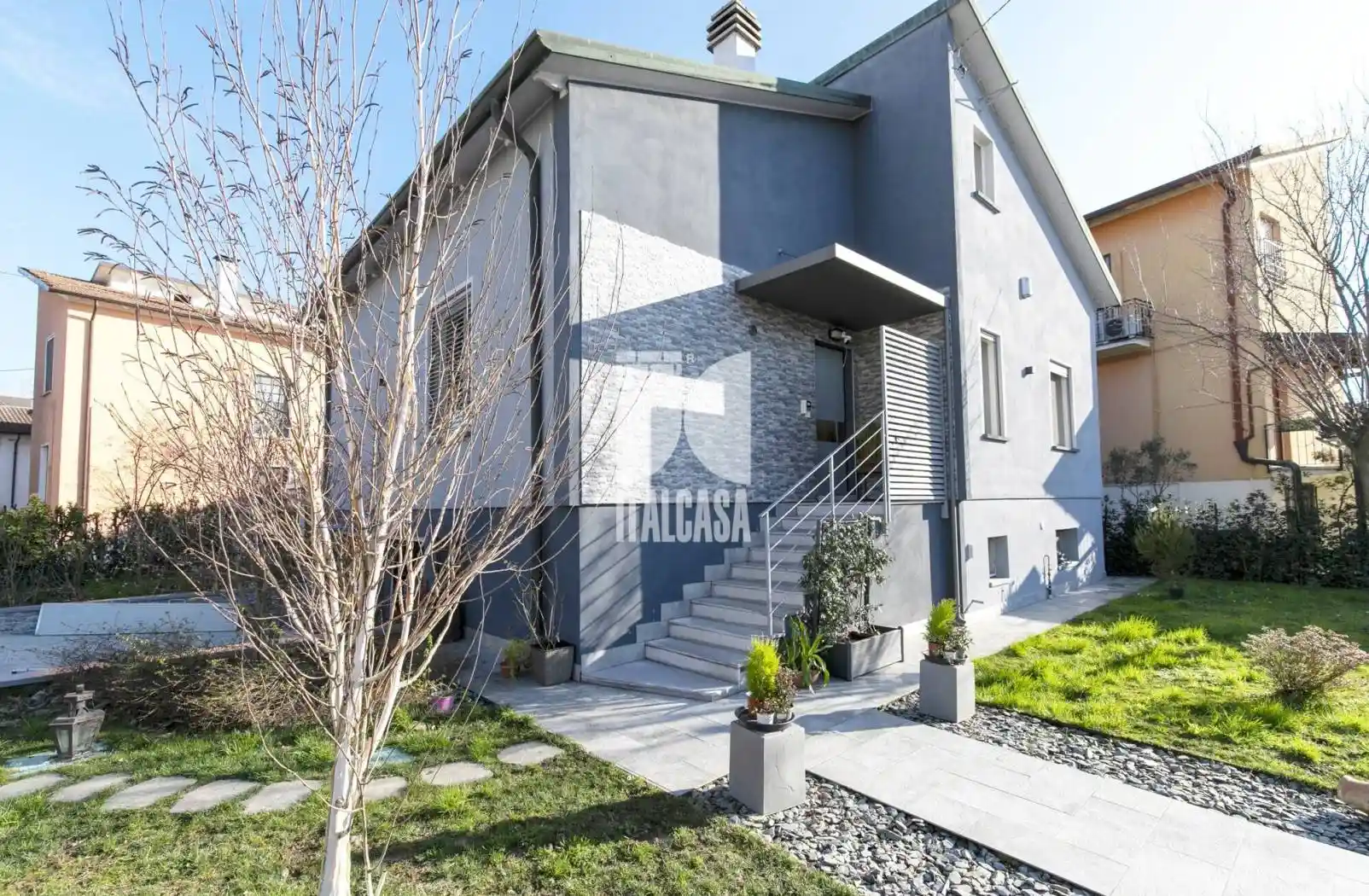 Villa in vendita a Porto Mantovano