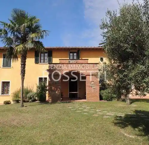 Villa in vendita a Fucecchio