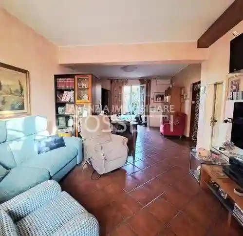 Villetta a schiera - foto 2