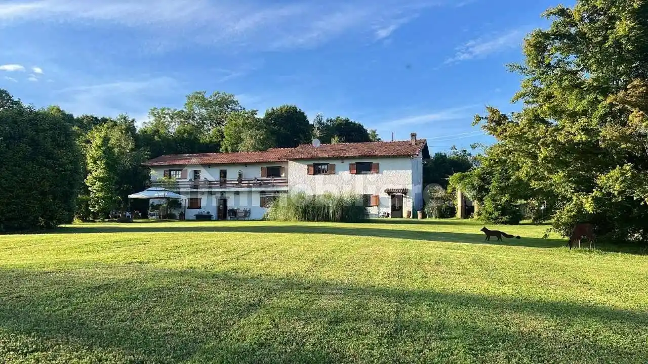 Rustico - Casale in vendita a Arona