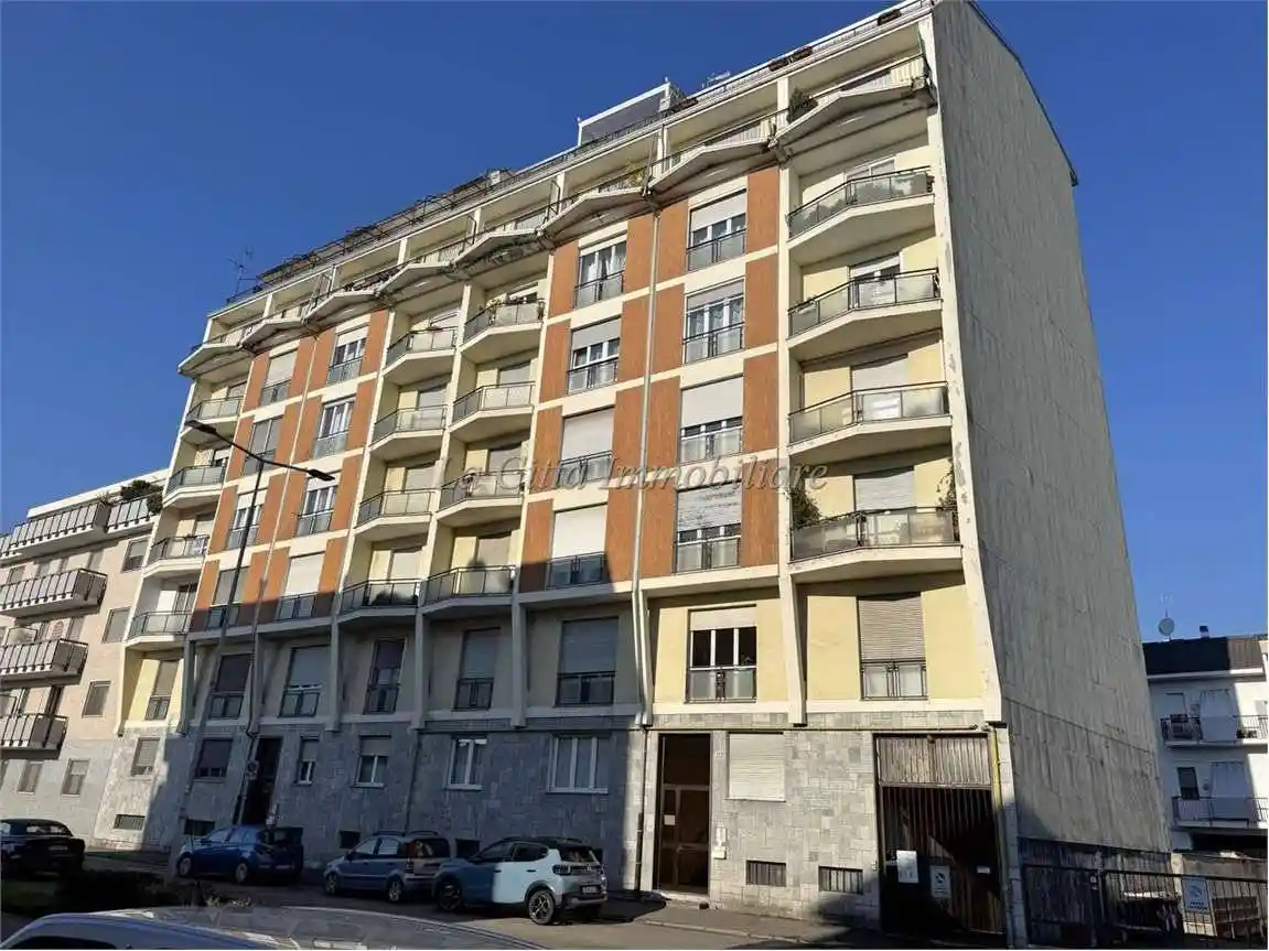 Appartamento in vendita a Novara