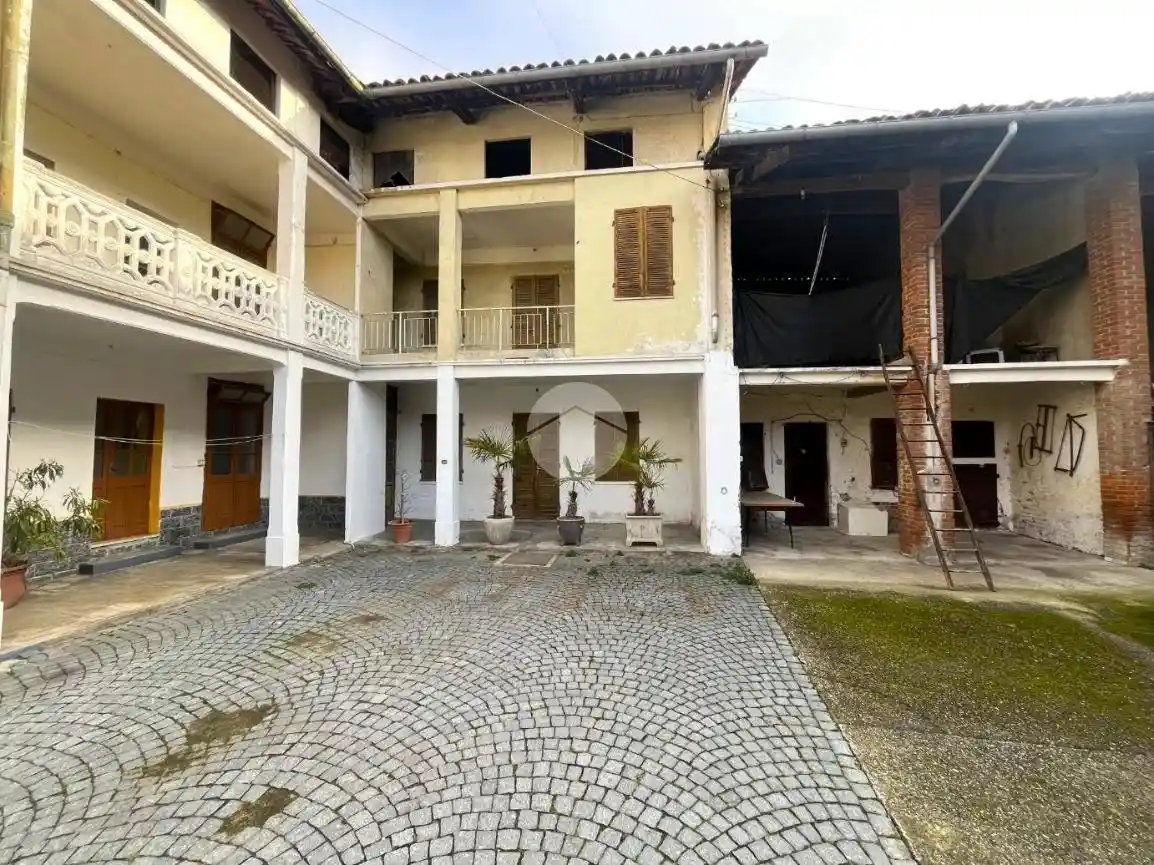 Rustico - Casale in vendita a Burolo