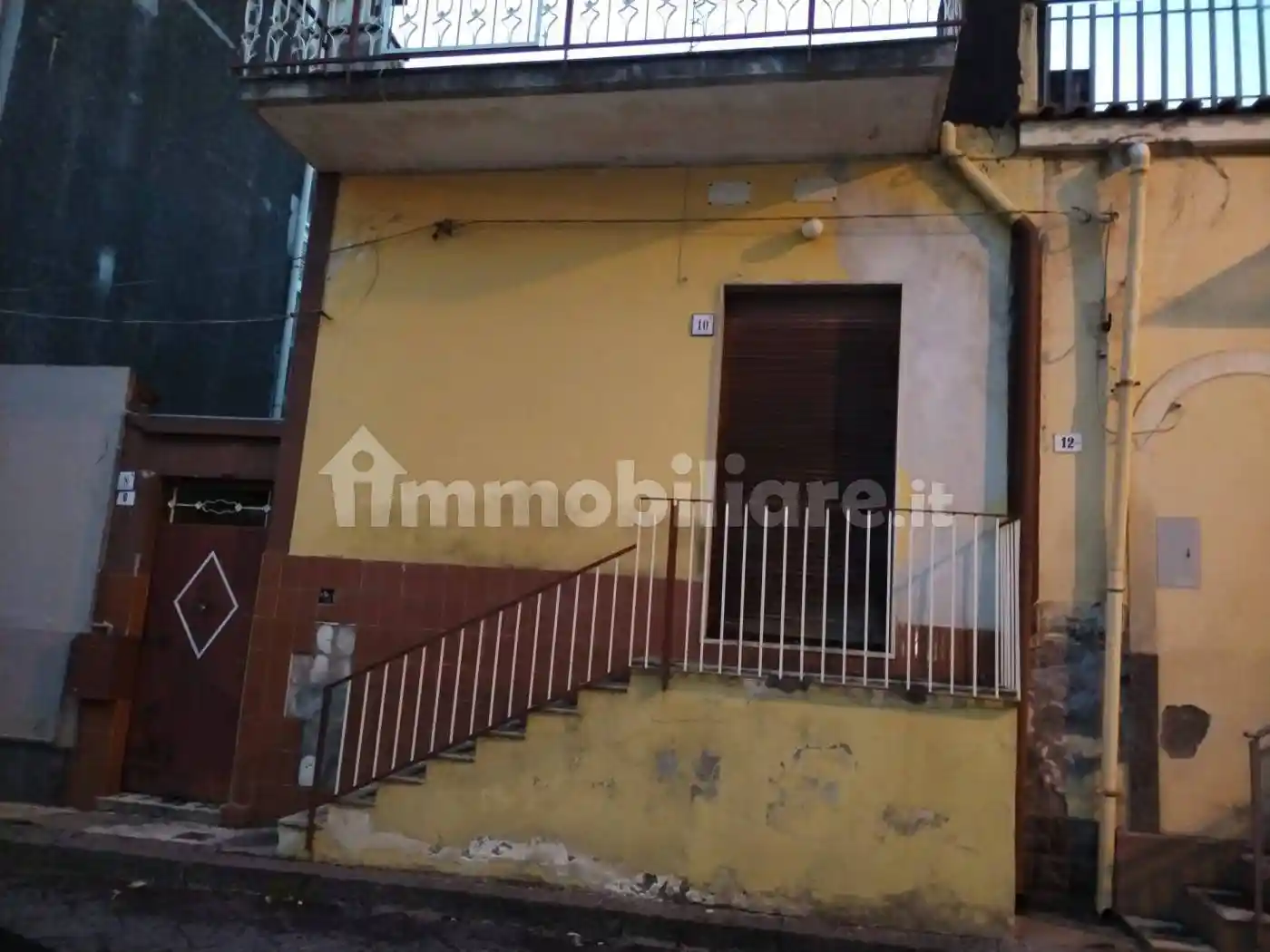 Casa indipendente in vendita a Aci Catena