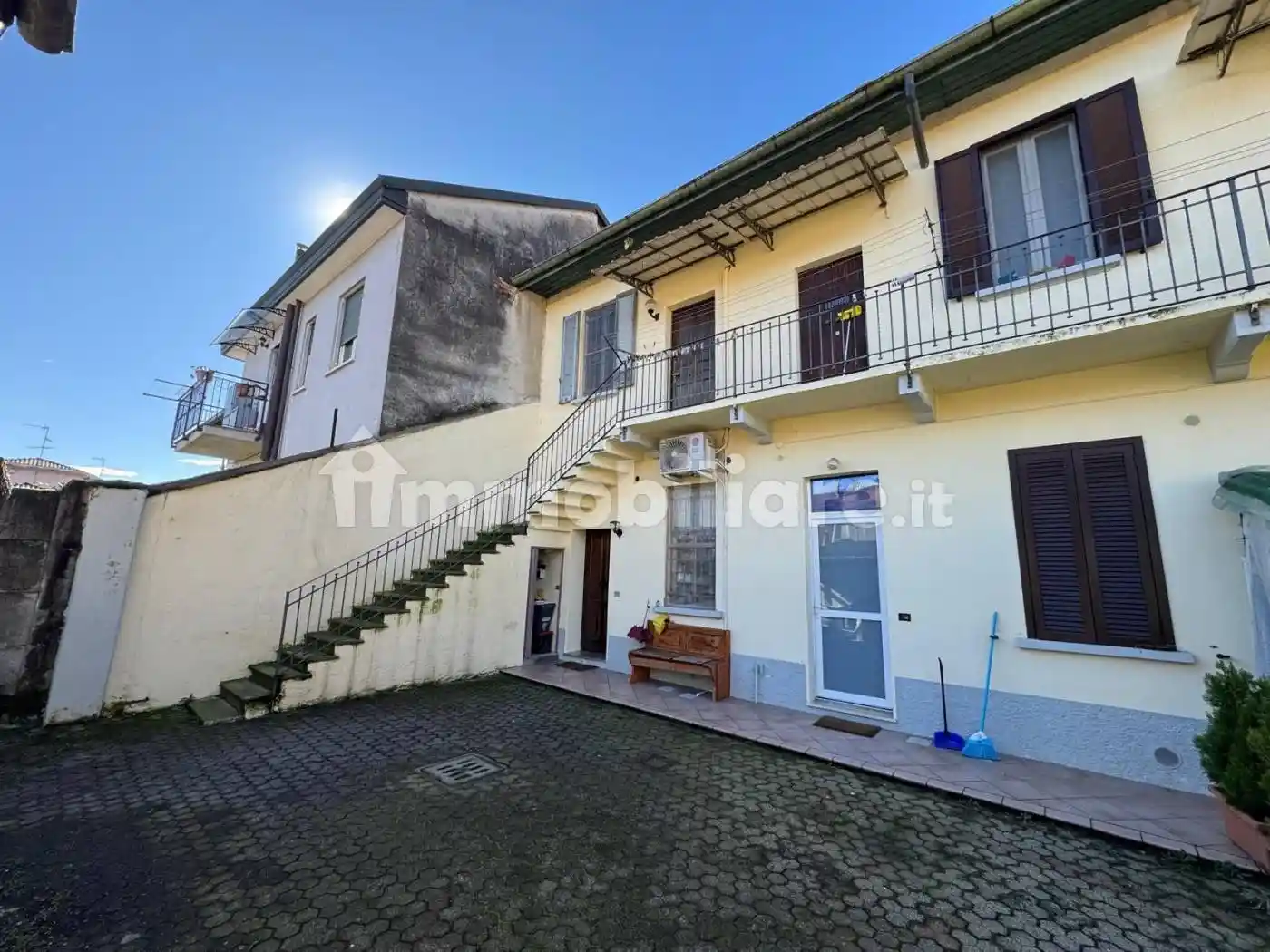 Casa indipendente in vendita a Vanzago