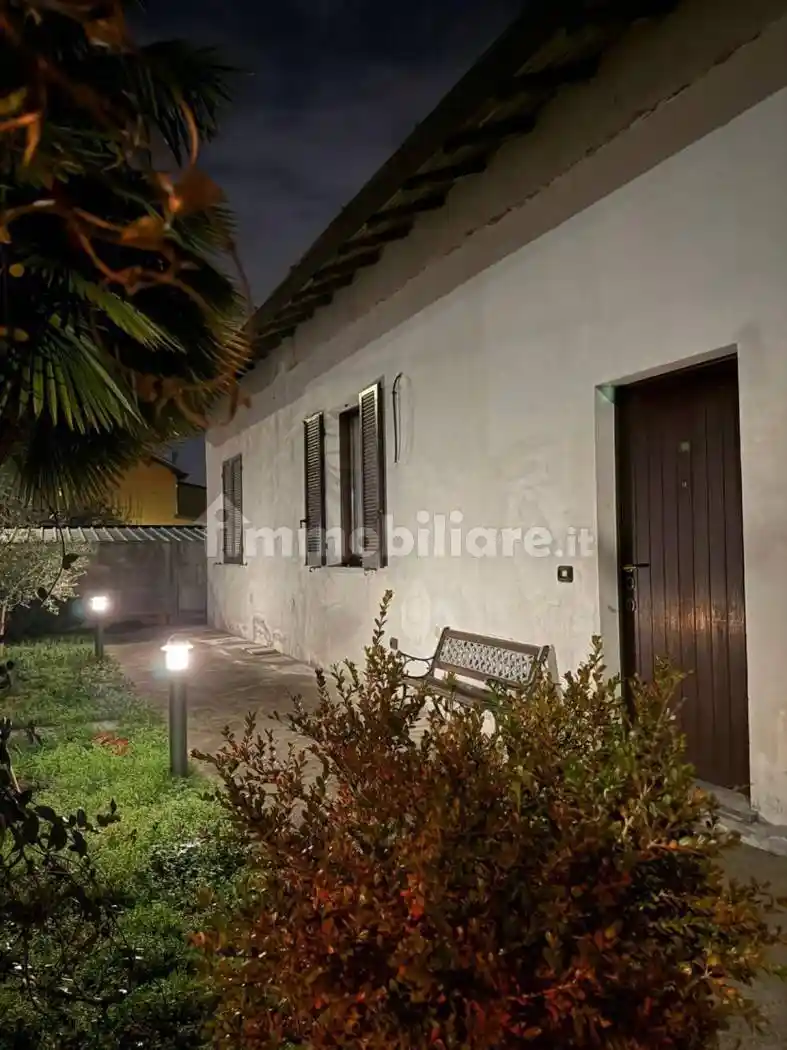 Villa in vendita a Busto Arsizio