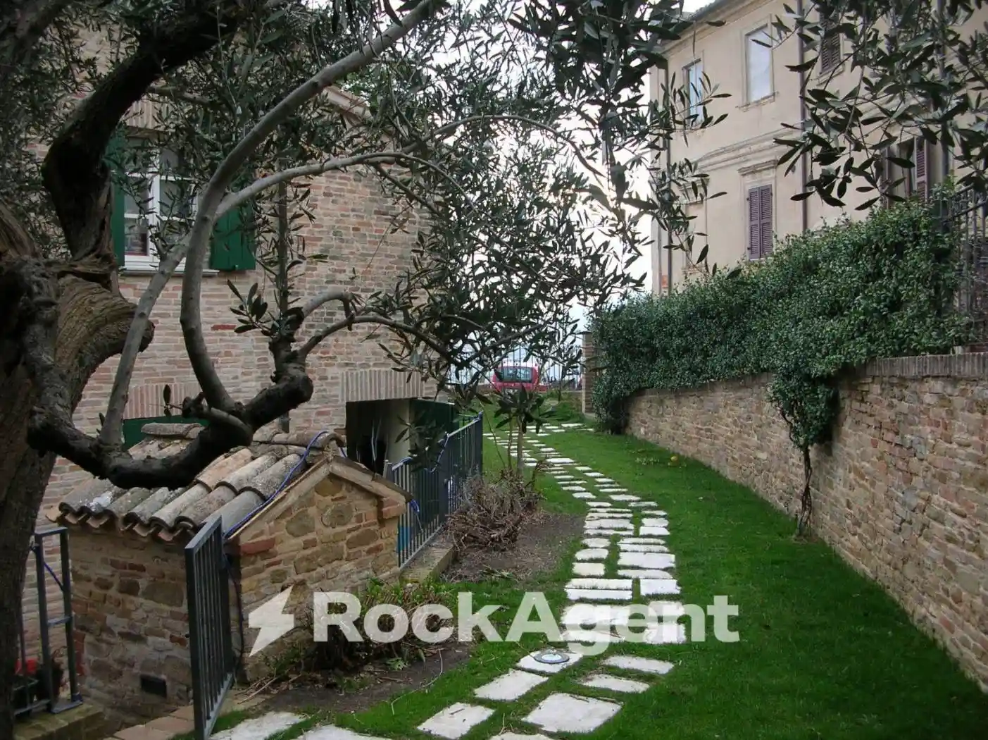 Villa in vendita a Fratte Rosa