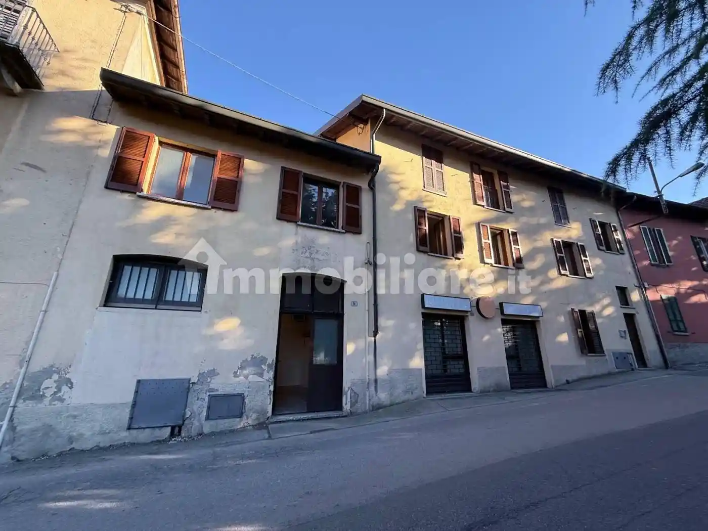 Appartamento in vendita a Eupilio