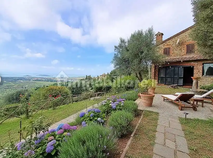 Rustico - Casale in vendita a Passignano sul Trasimeno