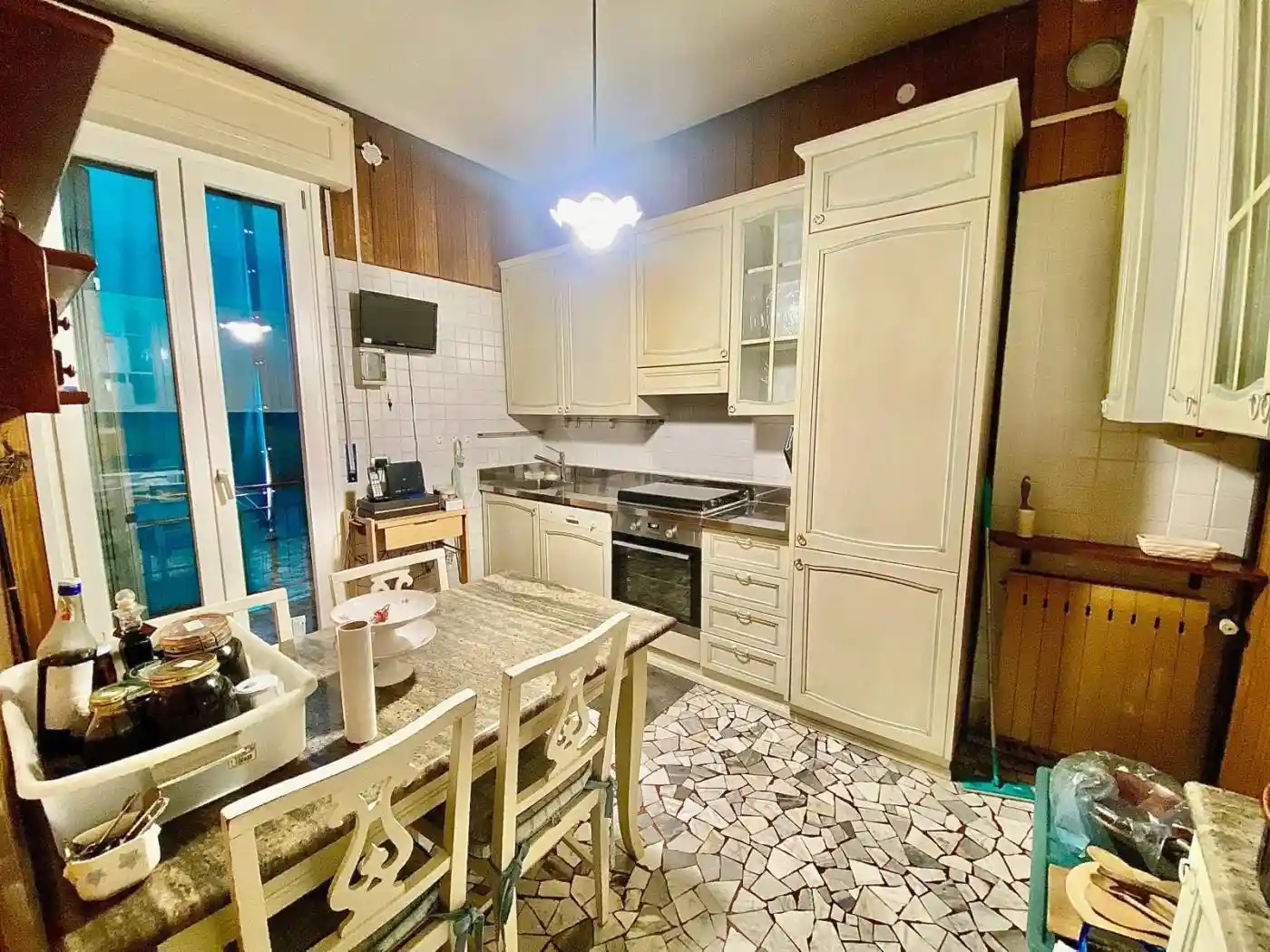 Appartamento in vendita a Piacenza