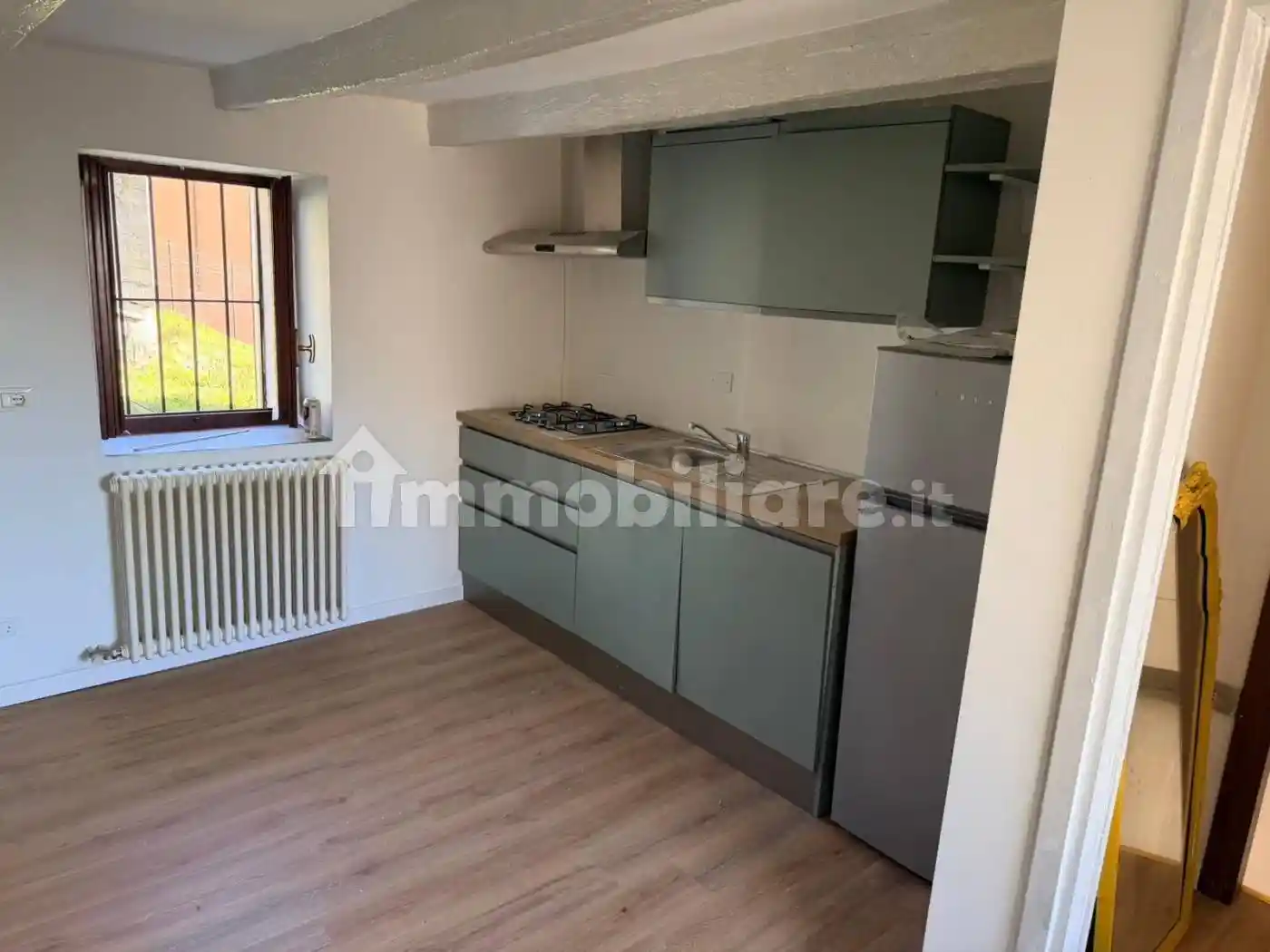 Casa indipendente in affitto a Cernobbio