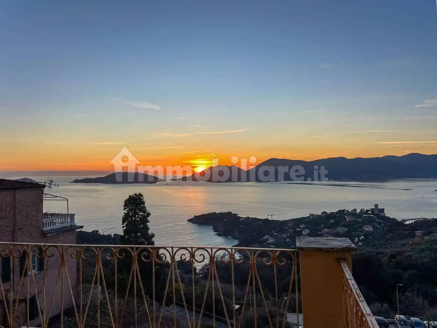 Appartamento in vendita a Lerici