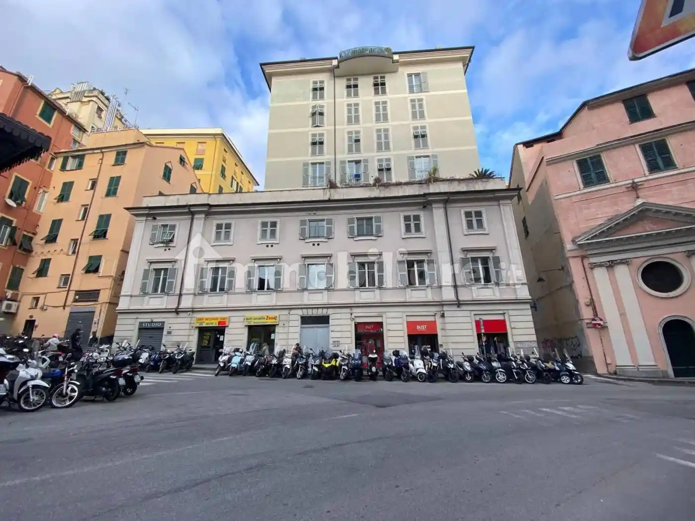 Appartamento in vendita a Genova