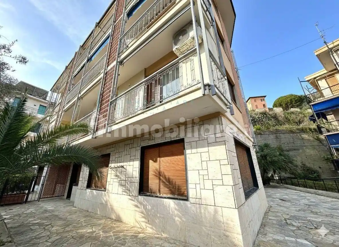 Appartamento in vendita a Alassio