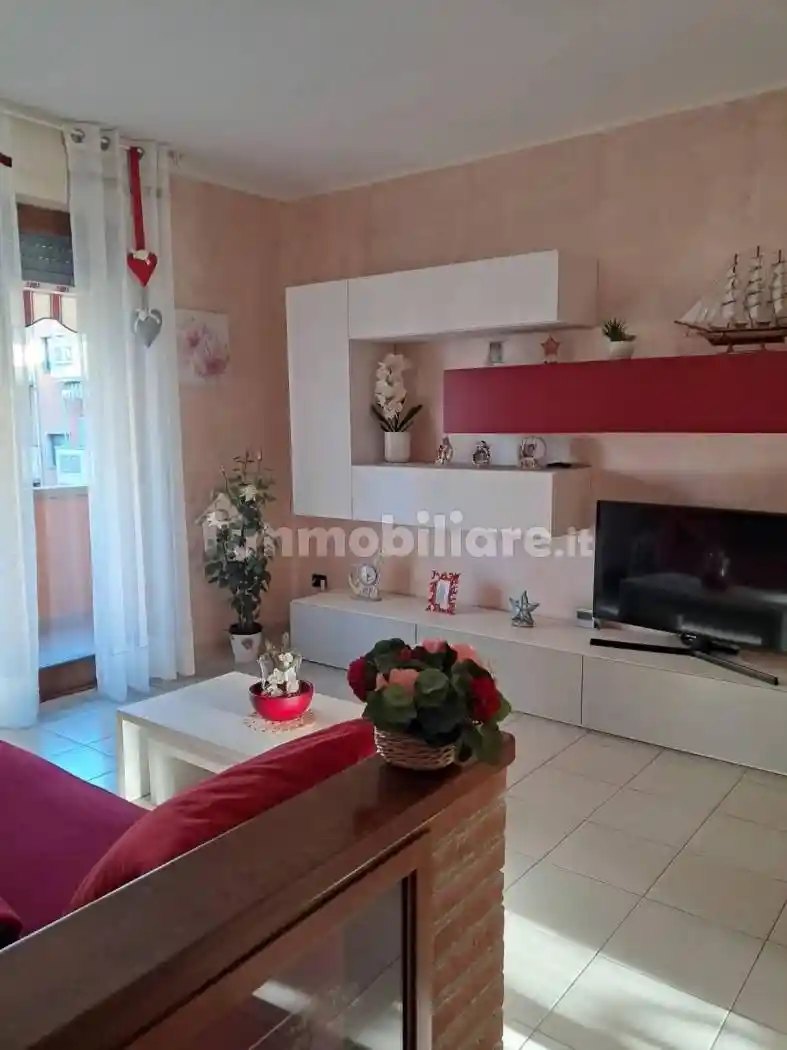 Appartamento in vendita a Cecina