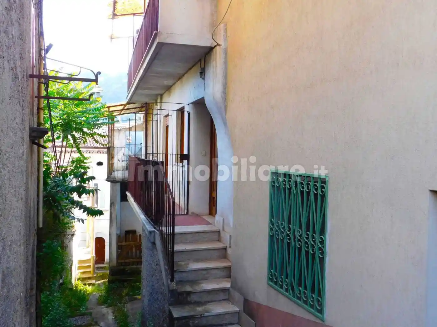 Appartamento in vendita a Laino Borgo