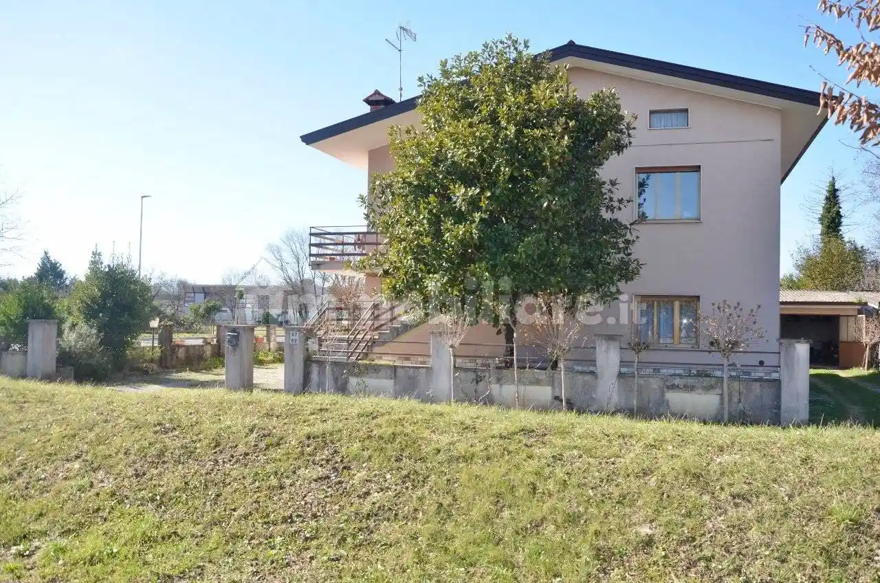 Villa in vendita a San Canzian d'Isonzo