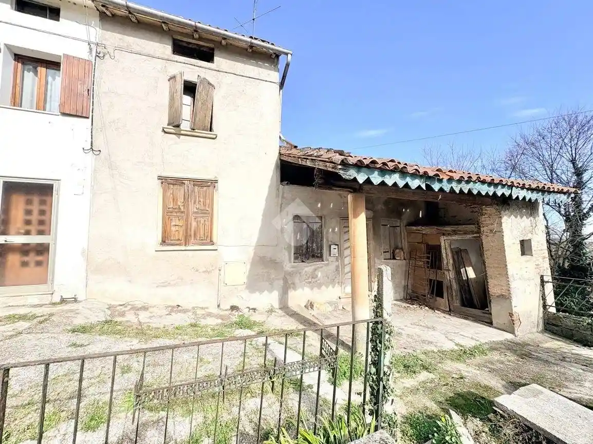 Casa indipendente in vendita a Creazzo