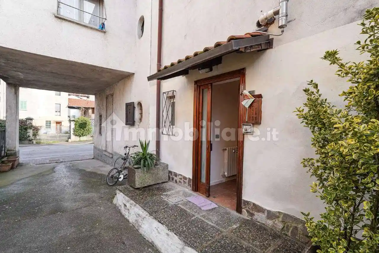 Casa indipendente in vendita a Cornate d'Adda