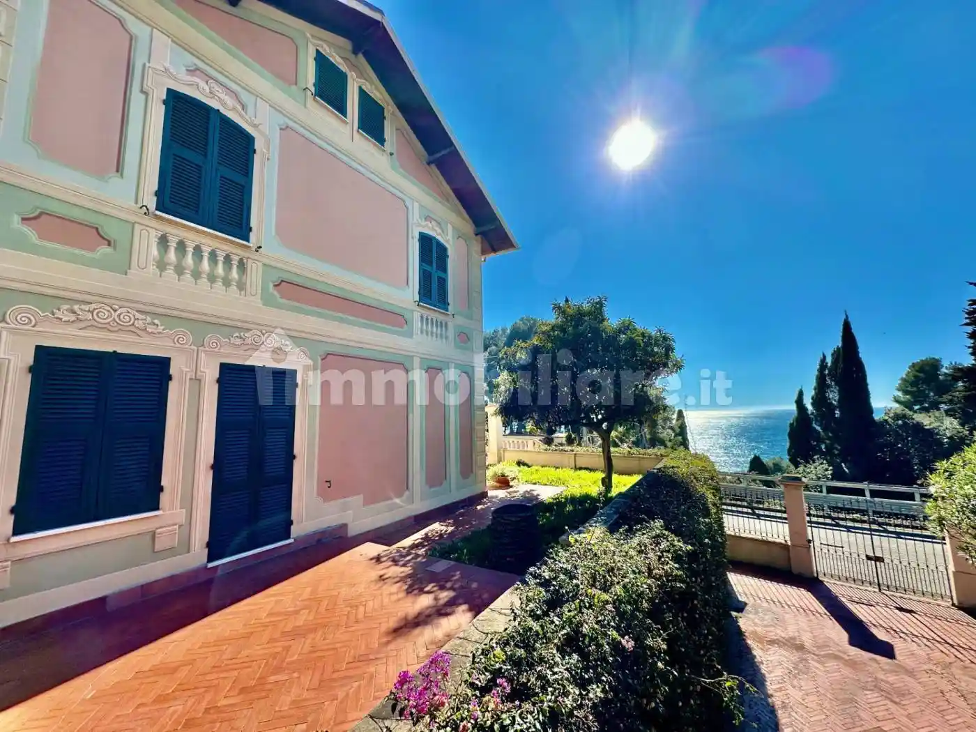 Villa in vendita a Imperia