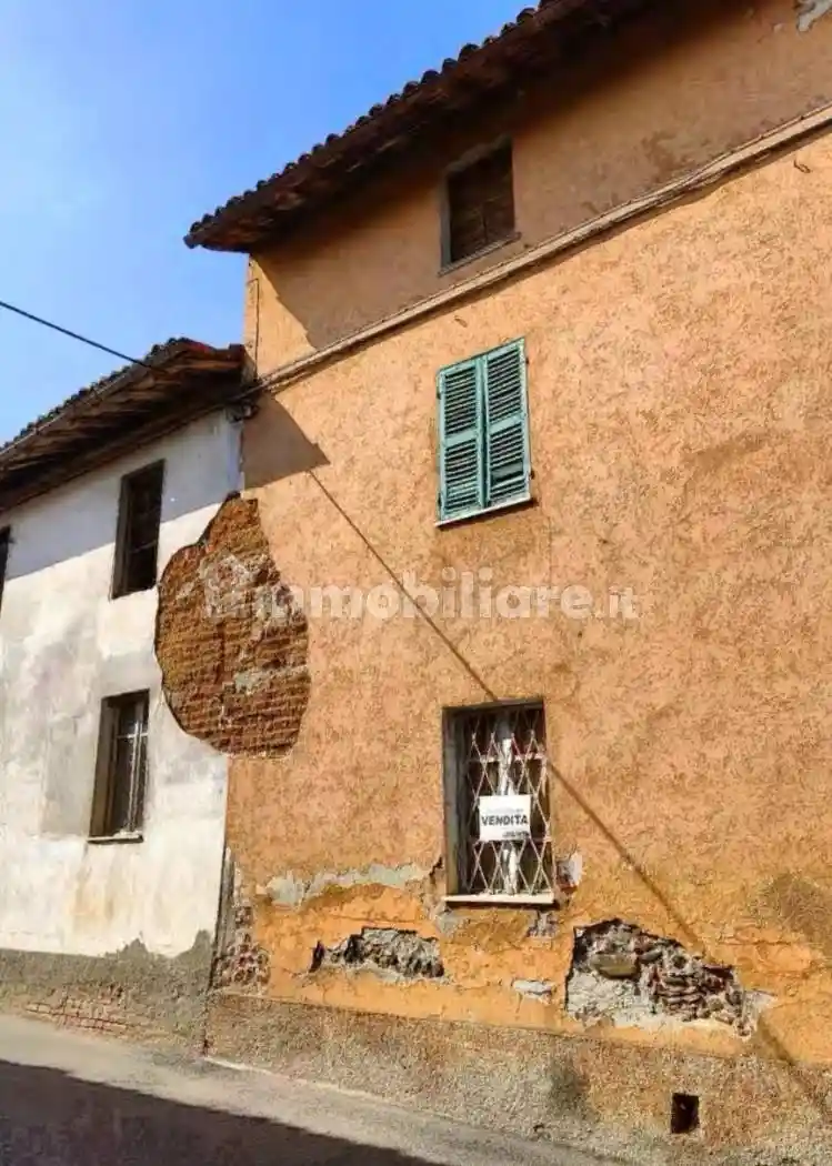 Casa indipendente in vendita a Fresonara