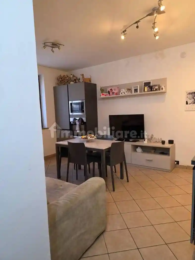 Appartamento in vendita a Gambolò