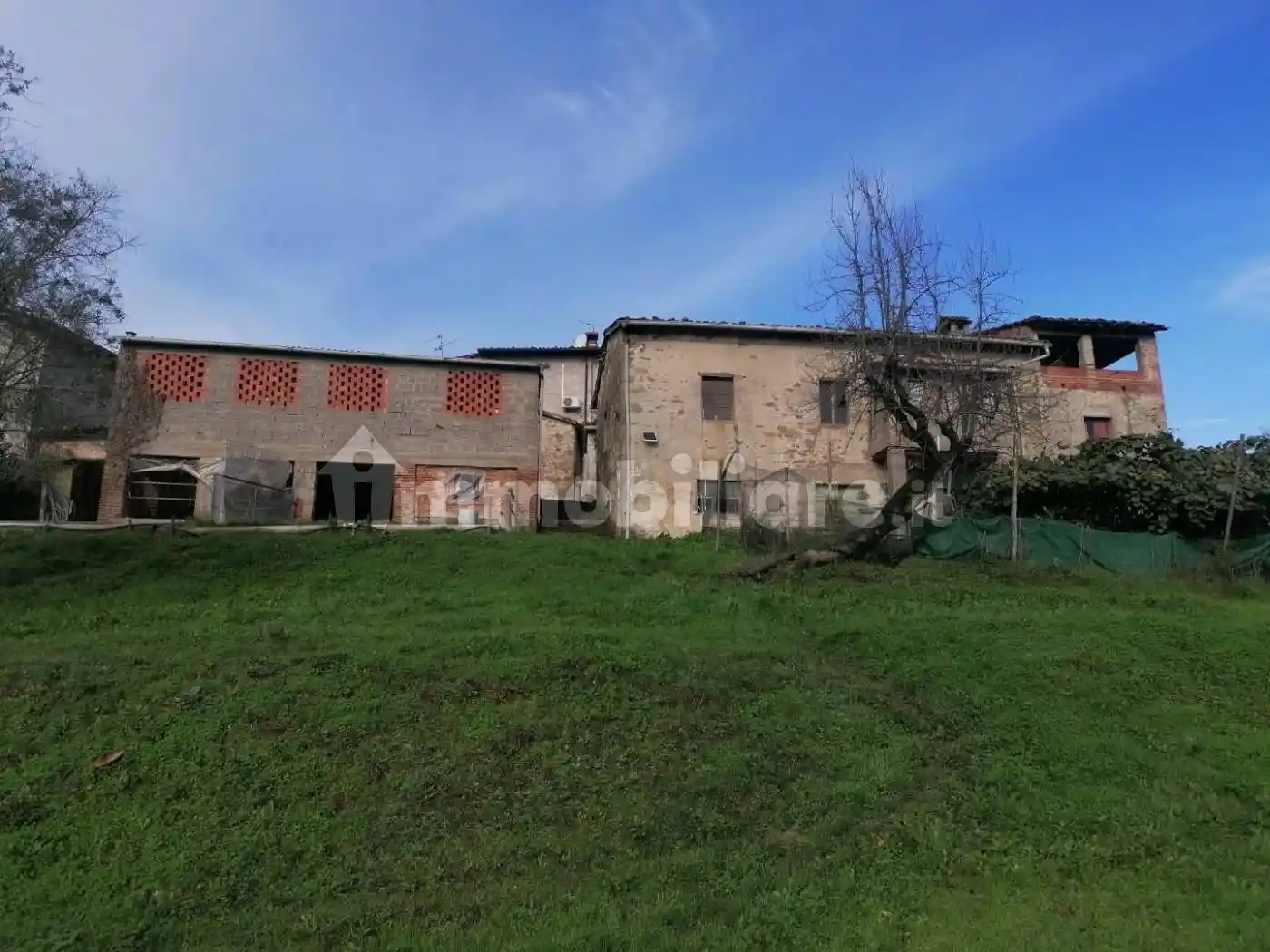 Rustico - Casale in vendita a Gallicano