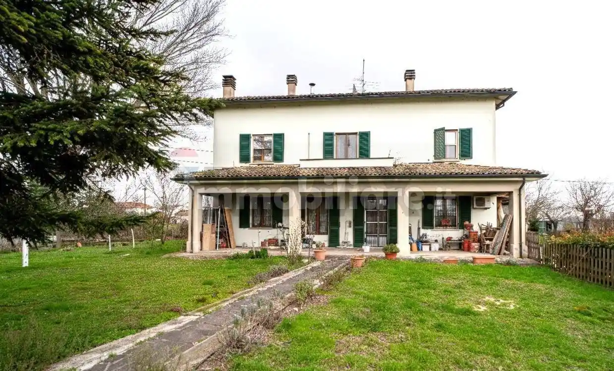Casa indipendente in vendita a Roccabianca