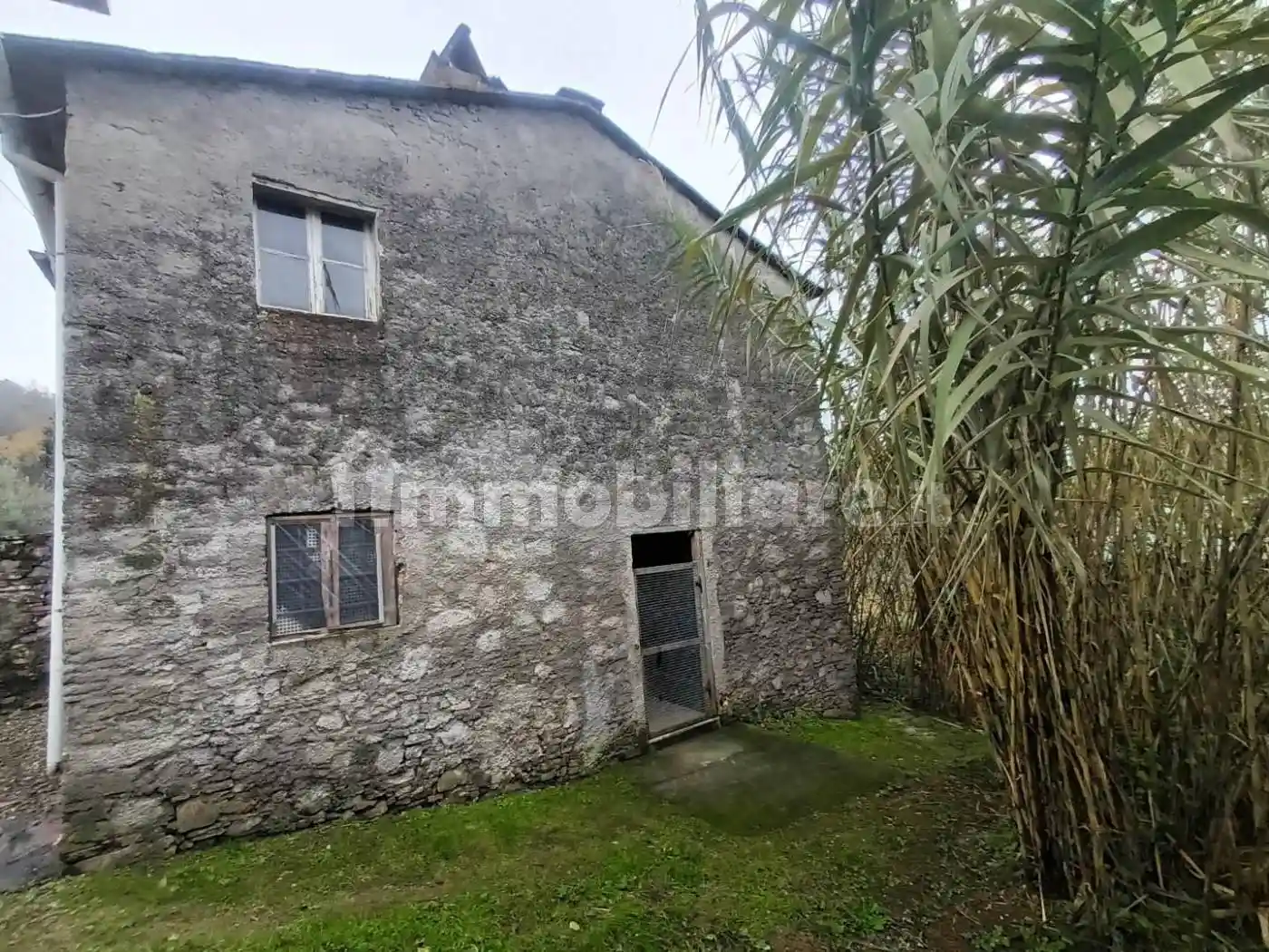 Casa indipendente in vendita a Lucca