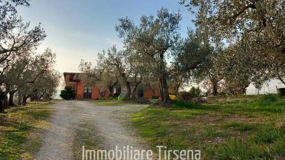 Rustico - Casale in vendita a Orvieto