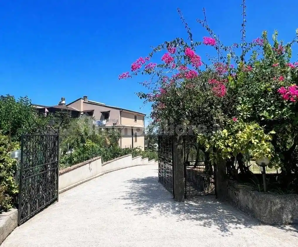 Villa in affitto a Grisolia