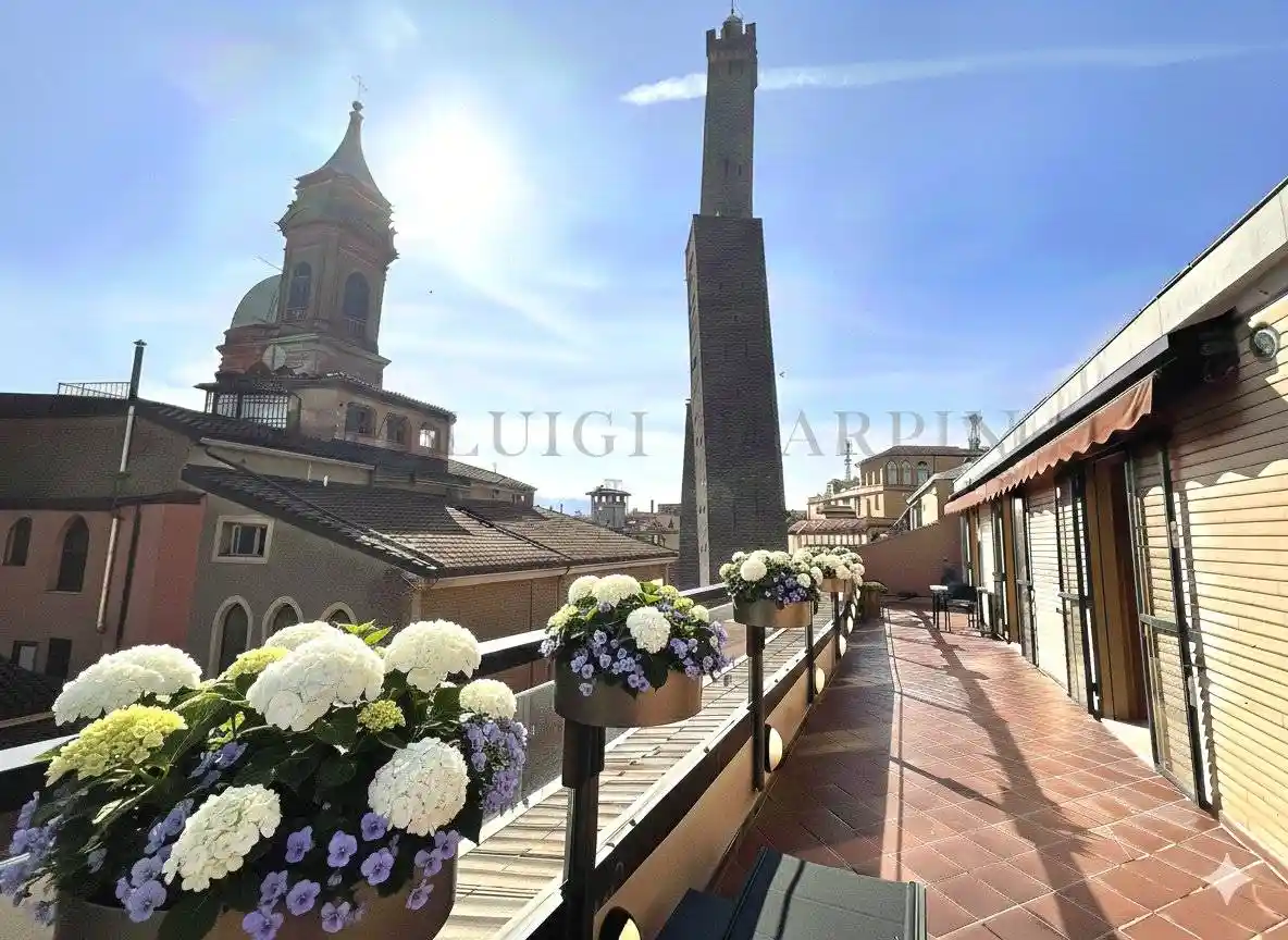 Attico - Mansarda in affitto a Bologna