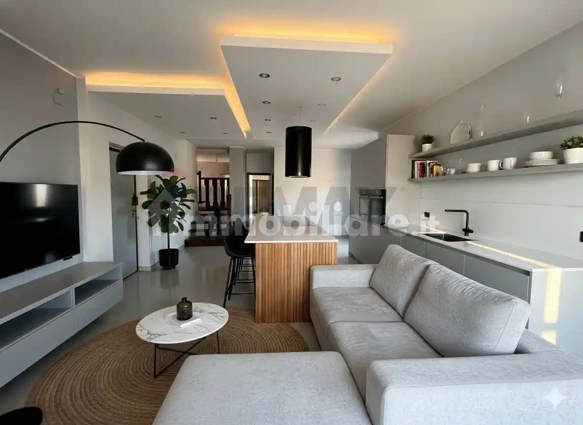 Appartamento in vendita a Giarre