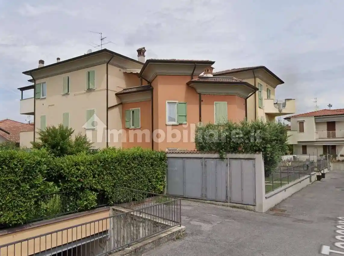 Appartamento in vendita a Rovato